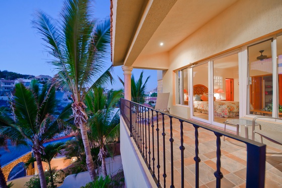 Villa Bougainvillea