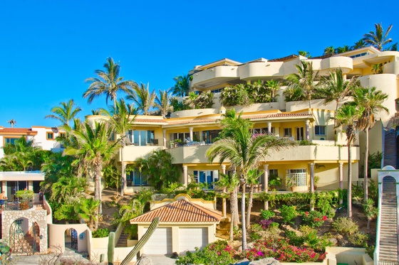 Villa Bougainvillea