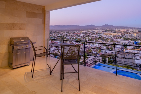 Montemar Luxury Hotel Residences at Pedregal Unit 503
