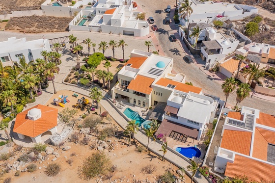 Villa De La Luz