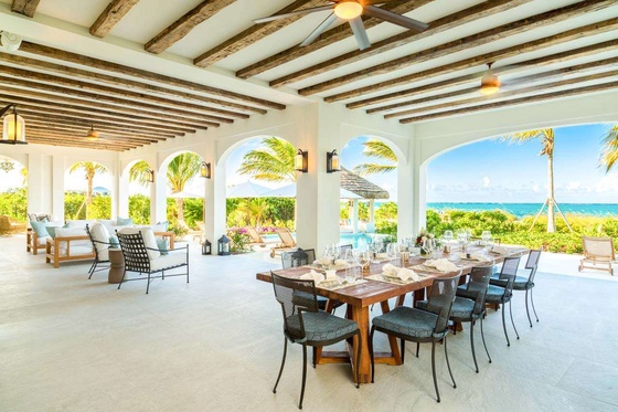 Kisiwa at Grace Bay Club