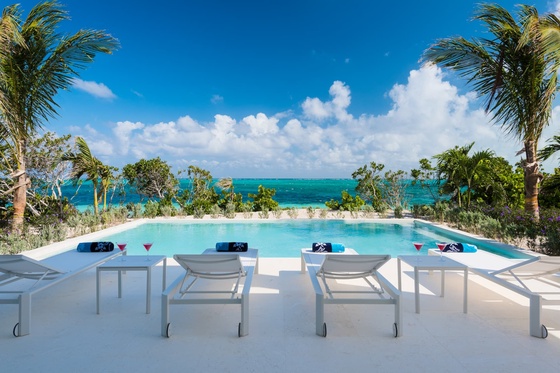 Beachfront Villa Sandcastle - TC