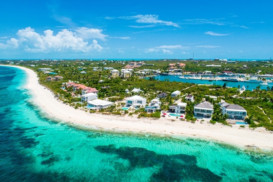 Beachfront Villa Sandcastle - TC