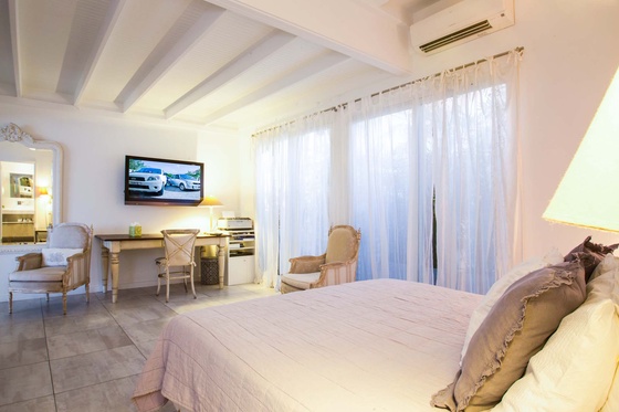 Suite Harbour