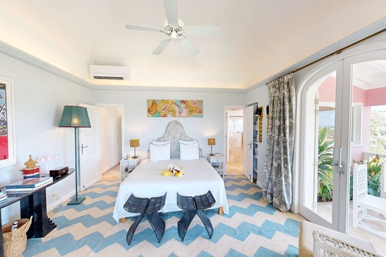 Mustique