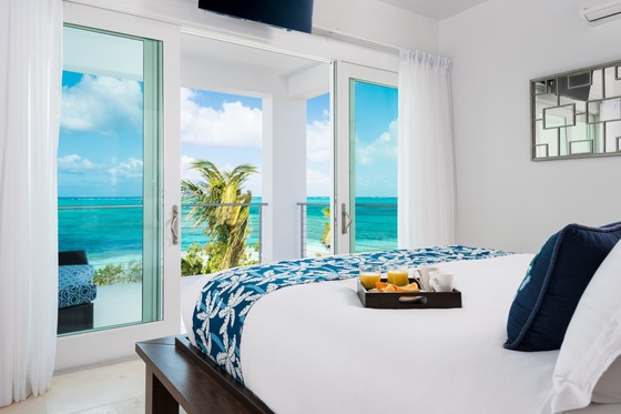 Beachfront Villa Sandcastle - TC