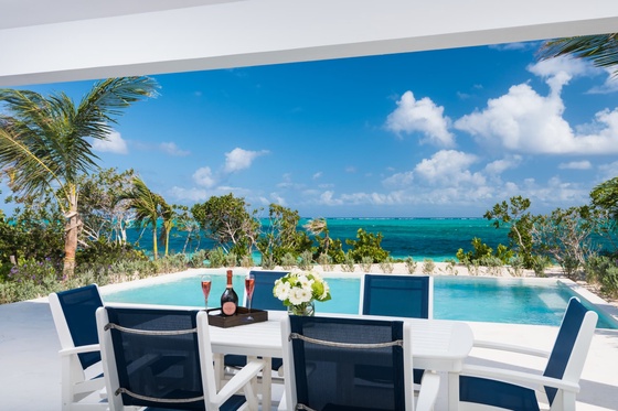 Beachfront Villa Sandcastle - TC