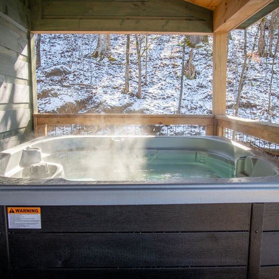 Fox Haven's bubbling hot tub