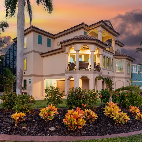 Welcome to Sabal Palms.