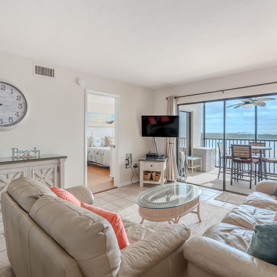 Welcome to Carlos Pointe #624!