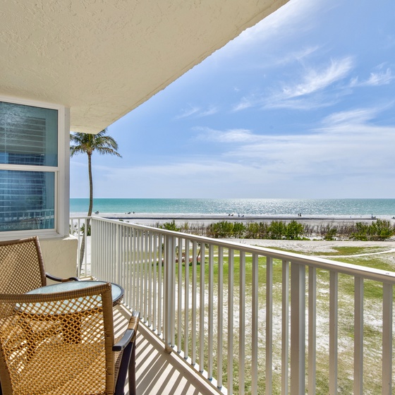 Welcome to Estero Beach & Tennis 207-A
