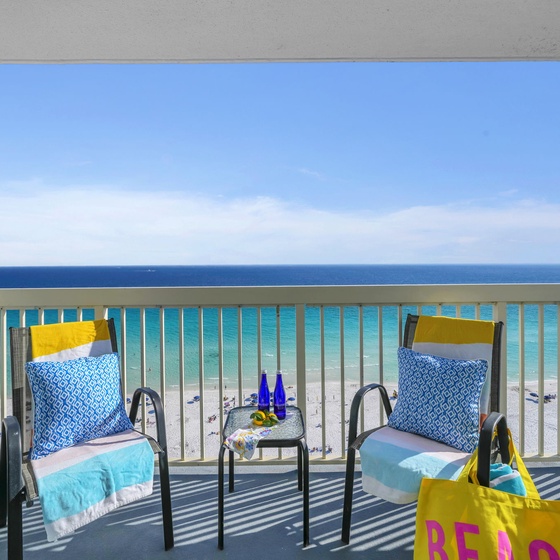 Welcome to Pelican Beach 1611 - Seabreeze Sixteen!