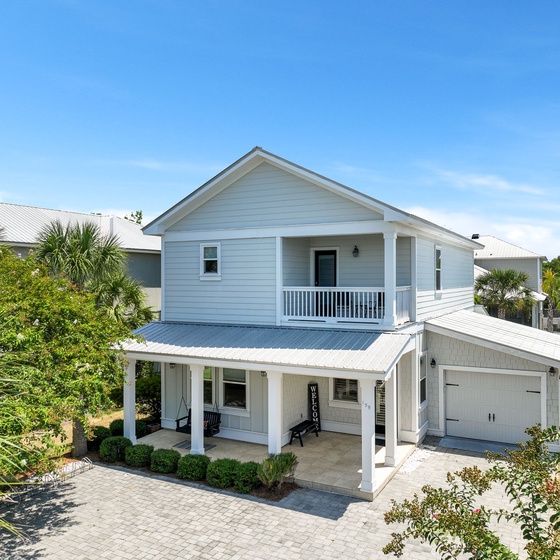 Charming 2-story home with a coastal vibe!