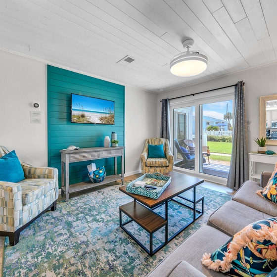 Welcome to Tradewinds 21 - Coastal Charm!