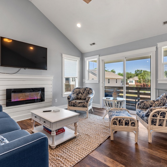 KDN9719: Barefoot By the Bay | Top Level Living Area
