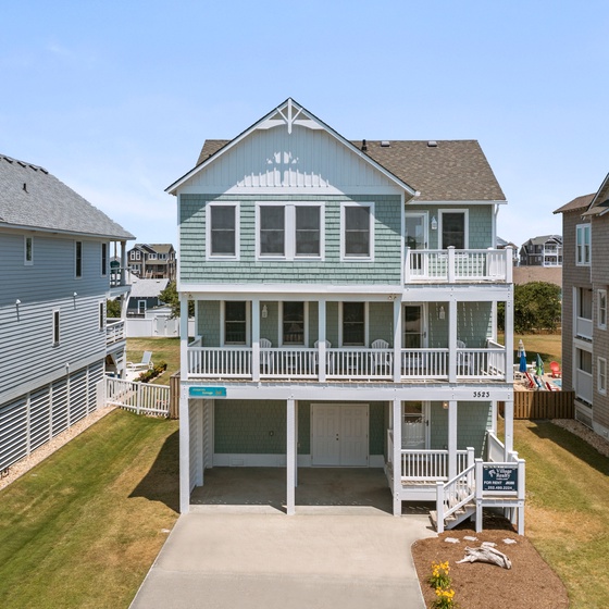 JR380: Kimberly's Kottage | Front Exterior