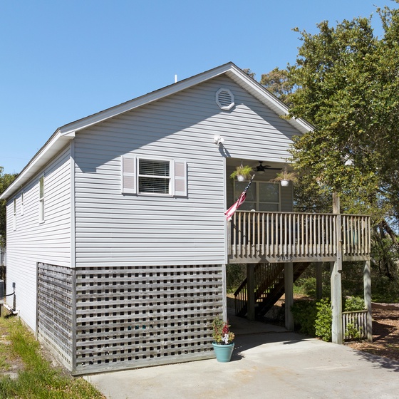 KDN9638: Heaven At The Sound | Front Exterior