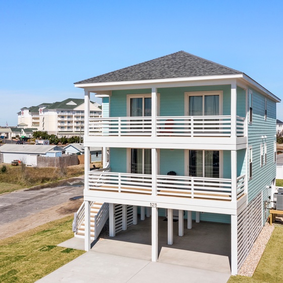 KH3915: Ocean Breeze | Front Exterior