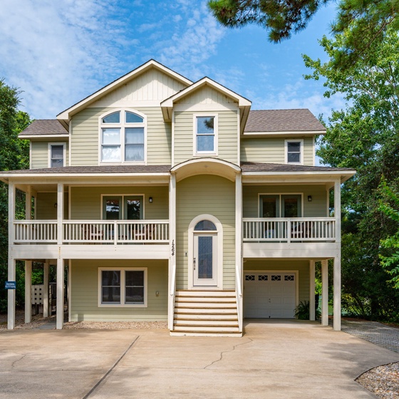 VOH68: Ocean Escape | Front Exterior