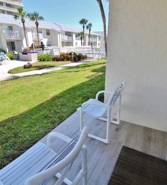 Furnished Patio