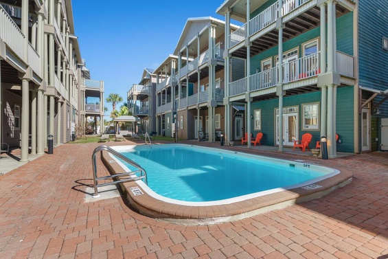 Relaxing Community Oasis