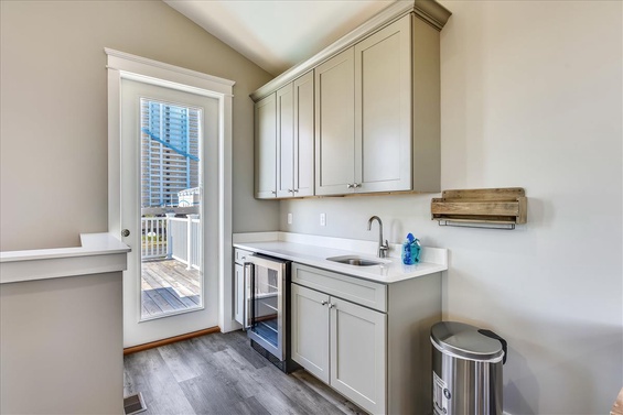 Upper Level 2-Kitchen Ette