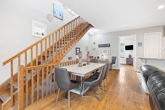 Elegant Coastal Dining