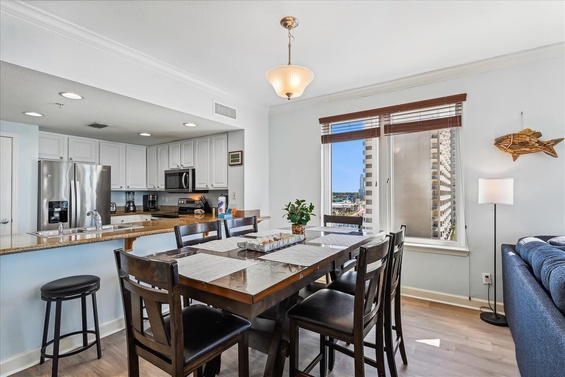 Oceanfront Dining Experience