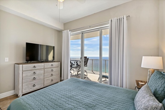 Tranquil Gulfside Comfort