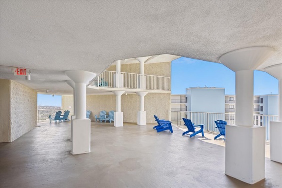 Resort-Style Poolside Escape