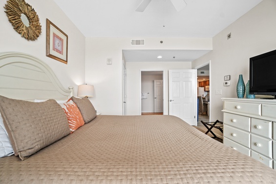 Serene Oceanview Escape