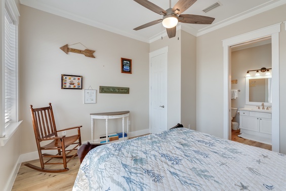 Serene & Cozy Sleeping Haven