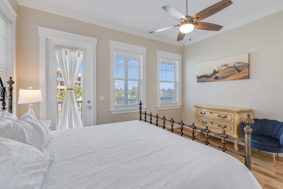 Serene & Cozy Sleeping Haven