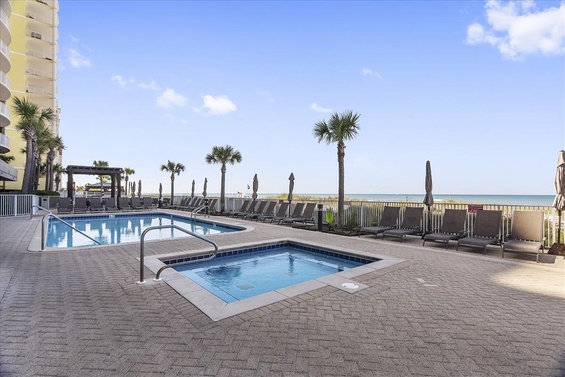 Resort-Style Pool & Hot Tub