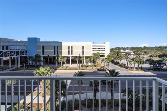 Floor Plan-Deck-218A4039