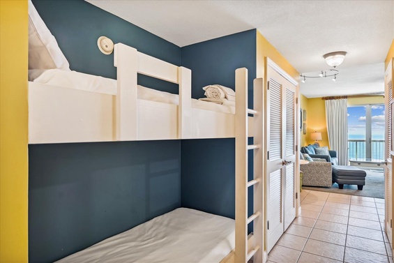 247B755F-20F8-4996-8B62-8182F87C0BC0