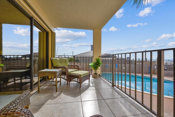 Floor Plan-Balcony-_KLH7084