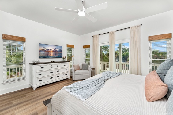 Inviting Guest Bedroom