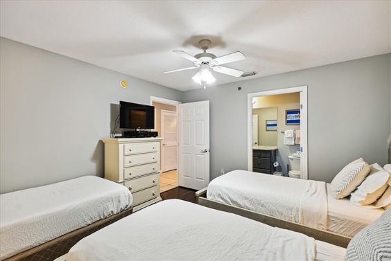 Beachfront Serenity Suite