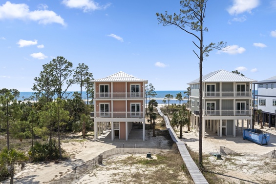 Elegant Beachfront Retreat