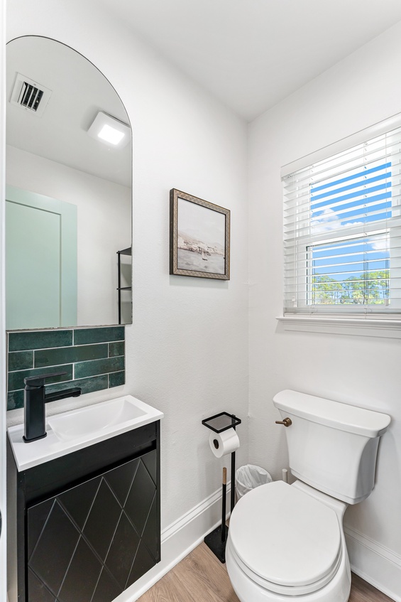 Modern Refreshing Bath