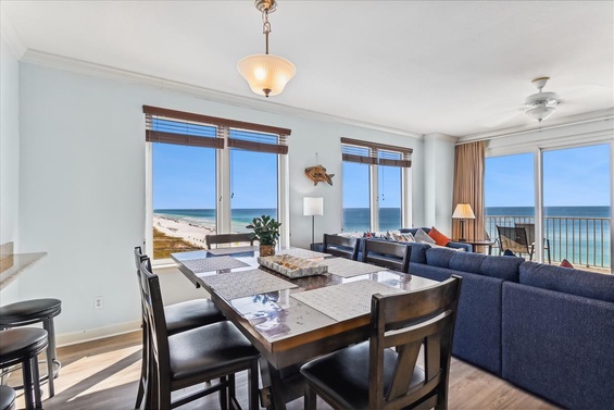 Oceanfront Dining Experience