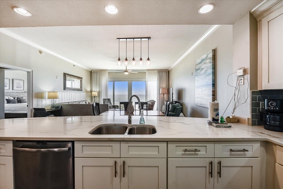 Floor Plan-Kitchen-_KLH7789