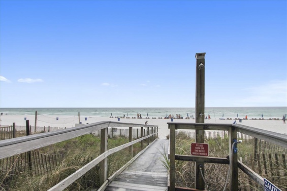 5AB92604-83CD-4D4F-904C-77F211D27CCF