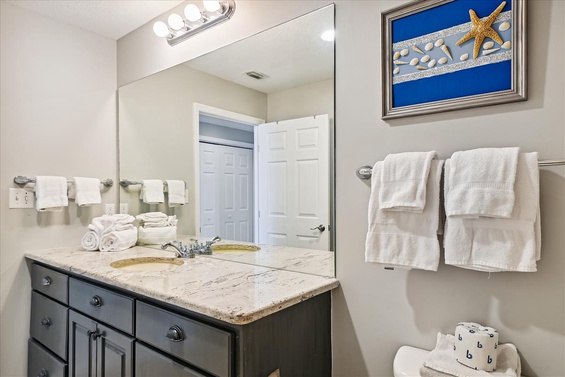 Spa-Like Bath Retreat