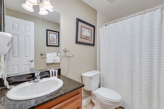 Spa-Like Bath Retreat