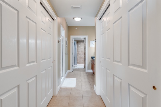 Sleek & Airy Corridor