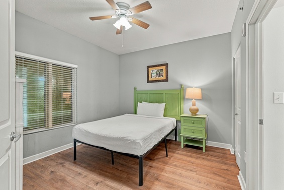 Cozy Queen Bedroom Retreat
