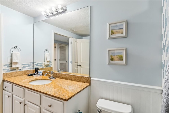 Spa-Inspired Master Bath