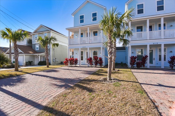 Exterior with drive and convenient parking